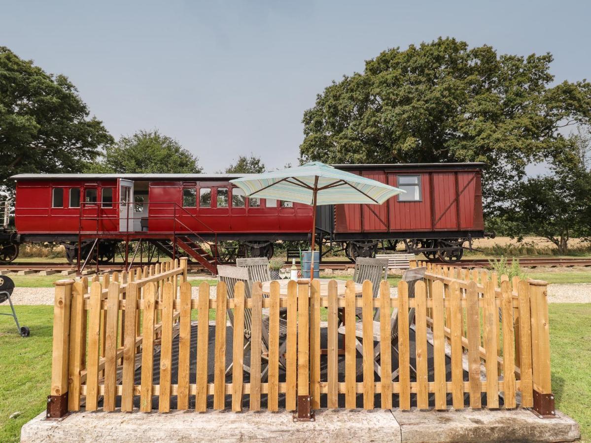 The Carriage At High Barn Heritage Halstead  Exterior foto